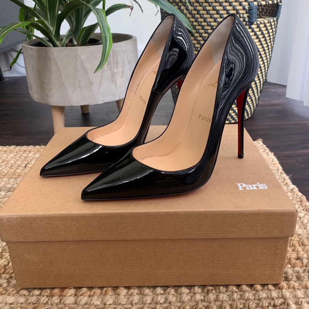 CHRISTIAN LOUBOUTIN So Kate Heels